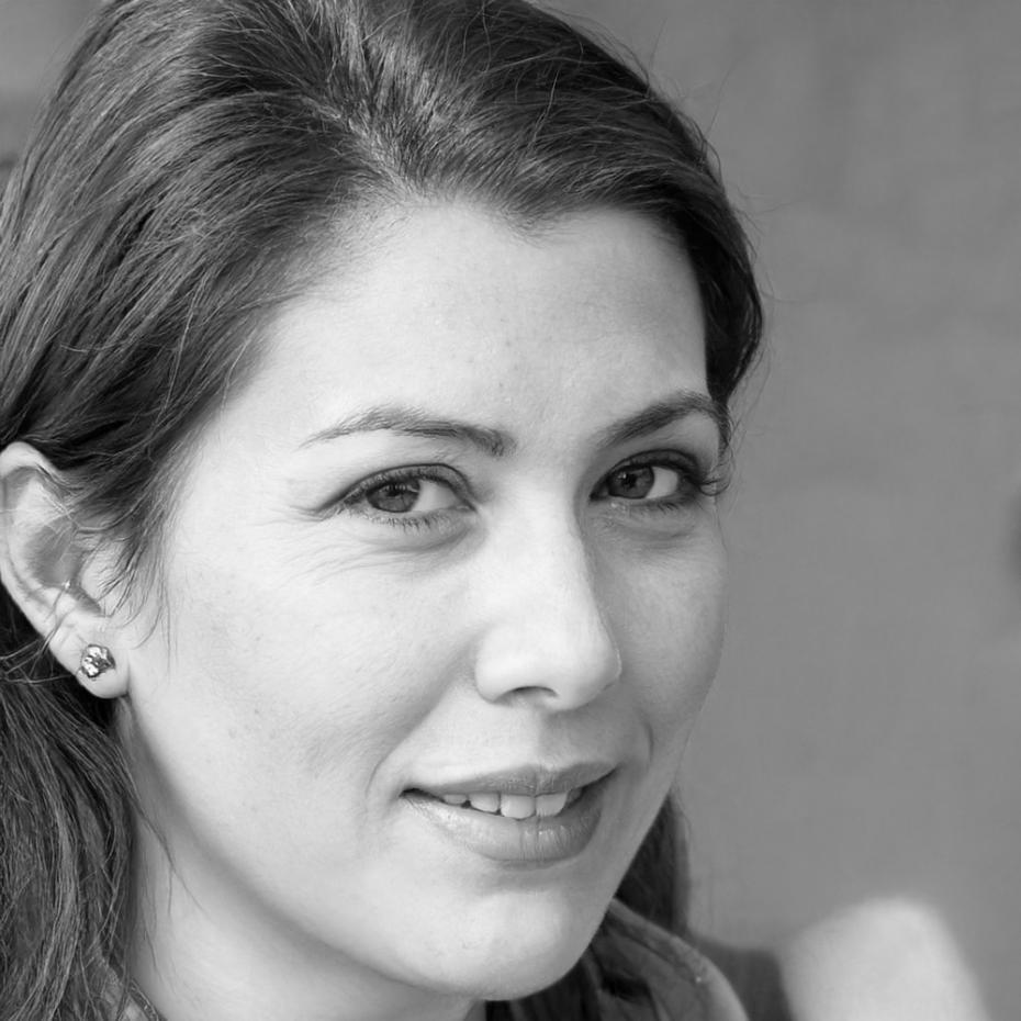 Siobhan Falkirk, Financial Reporting Instructor